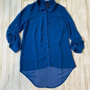 🍀Rue 21 small blue sheer button up